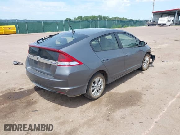 ✅ 2014 Honda Insight EX • VIN: JHMZE2H74ES000924 • Lot: 42511484. Wystawiony na IAAI z przebiegiem 73 234 mil. Bezpłatny archiwum sprzedaży aukcyjnych z USA i szczegółowy raport historii pojazdu na DreamBid. Zdjęcie 4.