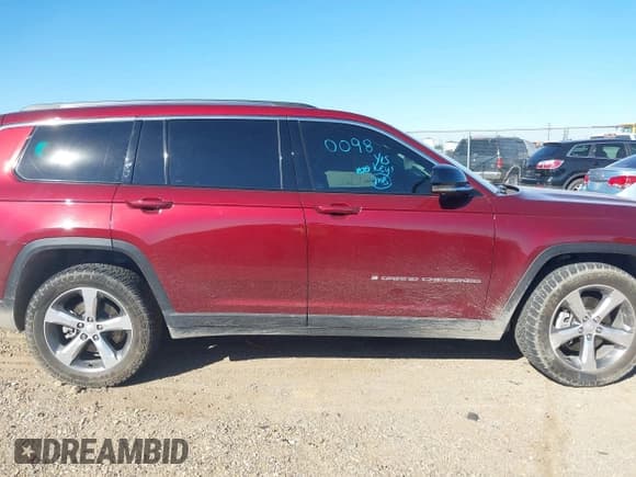 ✅ 2022 Jeep Grand Cherokee Limited • VIN: 1C4RJKBG2N8530098 • Лот: 43351737. Опубликован ранее на IAAI с пробегом 32 752 миль. Бесплатный доступ к архиву аукционных продаж из США и подробный отчёт об истории автомобиля на DreamBid. Изображение 13.