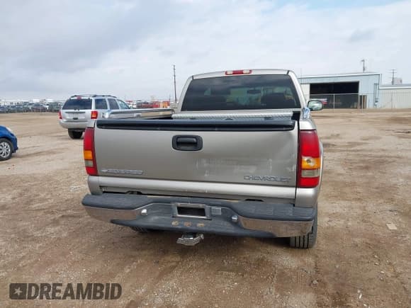 ✅ 2000 Chevrolet Silverado 1500 • VIN: 1GCEK19T9YZ324591 • Лот: 43534853. Опубликован ранее на IAAI с пробегом 195 936 миль. Бесплатный доступ к архиву аукционных продаж из США и подробный отчёт об истории автомобиля на DreamBid. Изображение 15.