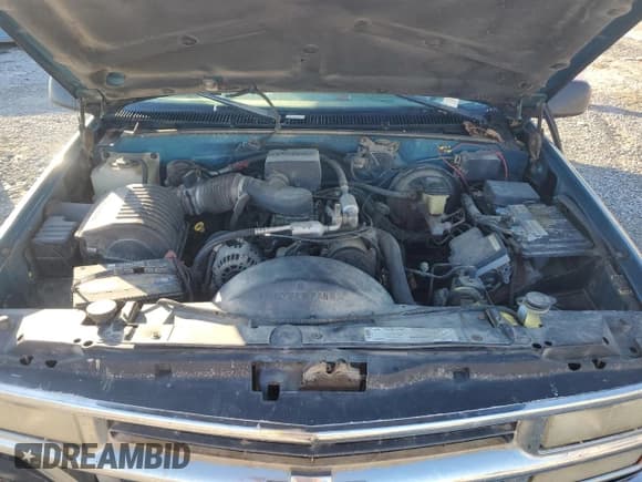✅ 1998 Chevrolet Silverado 1500 • VIN: 1GCEK19R3WE242218 • Lot: 90599695. Listed on Copart with 219,356 mi. Free auction sales archive from the USA and detailed vehicle history report at DreamBid. Image 11.