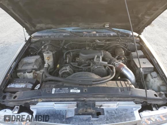 ✅ 2001 Chevrolet S-10 LS • VIN: 1GCDT13W91K231189 • Лот: 78889054. Опубликован ранее на Copart с пробегом 202 223 миль. Бесплатный доступ к архиву аукционных продаж из США и подробный отчёт об истории автомобиля на DreamBid. Изображение 12.