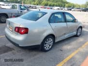 ✅ 2010 Volkswagen Jetta SE • VIN: 3VWRZ7AJ8AM158613 • Lot: 42948264. Listed on IAAI with 163,358 mi. Free auction sales archive from the USA and detailed vehicle history report at DreamBid. Image 4.