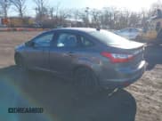 ✅ 2012 Ford Focus SE • VIN: 1FAHP3F27CL240857 • Lot: 43812359. Wystawiony na IAAI z przebiegiem 118 165 mil. Bezpłatny archiwum sprzedaży aukcyjnych z USA i szczegółowy raport historii pojazdu na DreamBid. Zdjęcie 3.