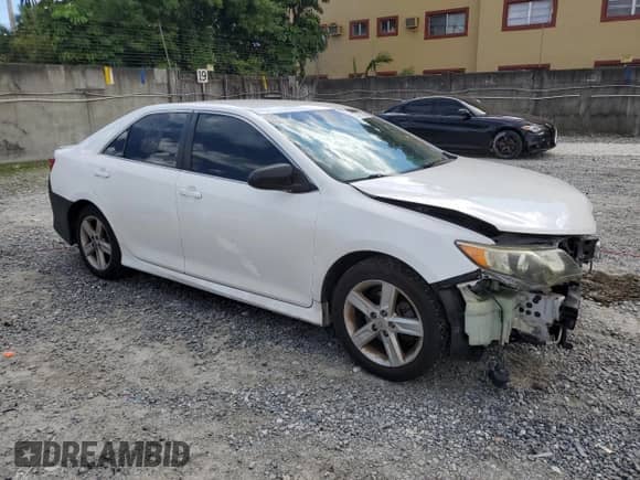 2013 Toyota Camry L with VIN 4T1BF1FK4DU279176, listed as a Copart auction lot 83811205 with 174,588 mi miles and Salvage title. Bid and sale history available at DreamBid. Image 4.