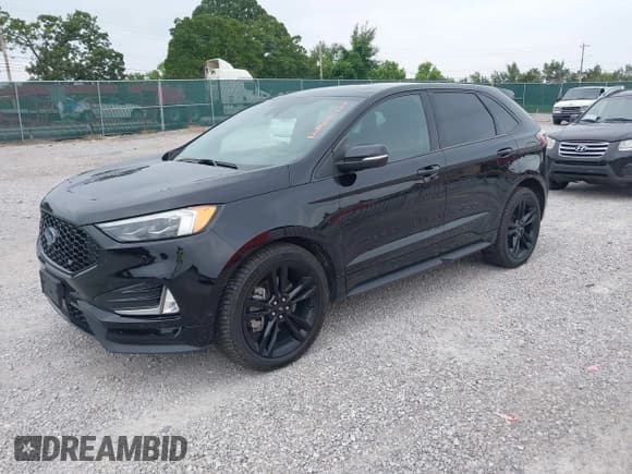 ✅ 2022 Ford Edge ST • VIN: 2FMPK4AP9NBA64874 • Lot: 42627392. Wystawiony na IAAI z przebiegiem 77 436 mil. Bezpłatny archiwum sprzedaży aukcyjnych z USA i szczegółowy raport historii pojazdu na DreamBid. Zdjęcie 18.