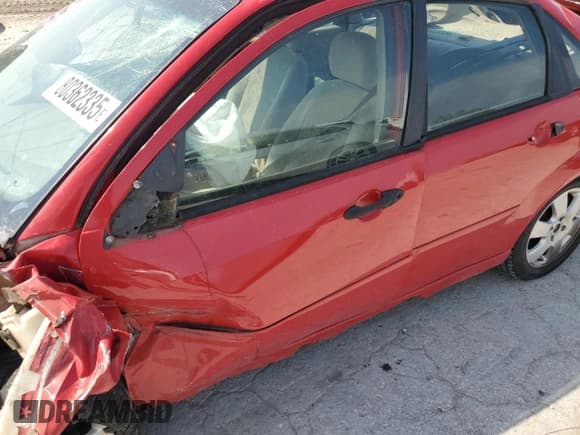 ✅ 2003 Ford Focus SE • VIN: 1FAFP34P13W134344 • Лот: 80362335. Опубликован ранее на Copart с пробегом Не указан. Бесплатный доступ к архиву аукционных продаж из США и подробный отчёт об истории автомобиля на DreamBid. Изображение 7.