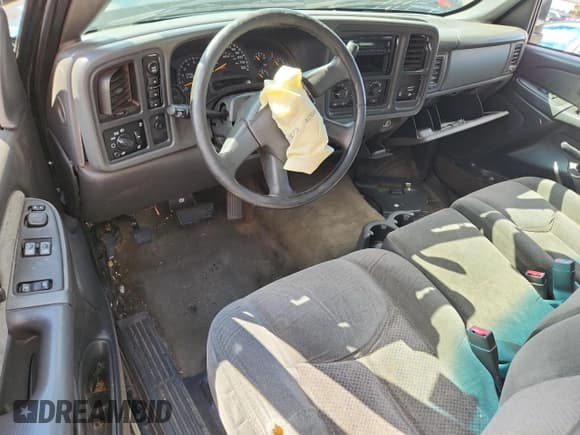 ✅ 2003 Chevrolet Silverado 1500 LS • VIN: 1GCEK14T33Z187969 • Lot: 70116405. Listed on Copart with 135,490 mi. Free auction sales archive from the USA and detailed vehicle history report at DreamBid. Image 8.