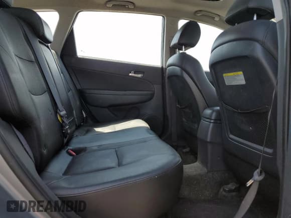 ✅ 2011 Hyundai Elantra SE • VIN: KMHDC8AE6BU089632 • Lot: 64861895. Listed on Copart with 238,396 mi. Free auction sales archive from the USA and detailed vehicle history report at DreamBid. Image 11.