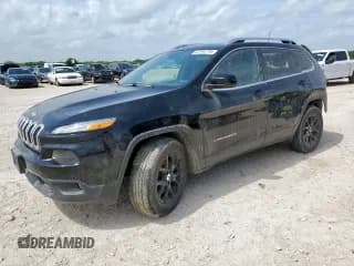 ✅ 2017 Jeep Cherokee Latitude • VIN: 1C4PJMCB1HD217318 • Lot: 62744775. Wystawiony na Copart z przebiegiem 101 302 mil. Bezpłatny archiwum sprzedaży aukcyjnych z USA i szczegółowy raport historii pojazdu na DreamBid. Zdjęcie 1.