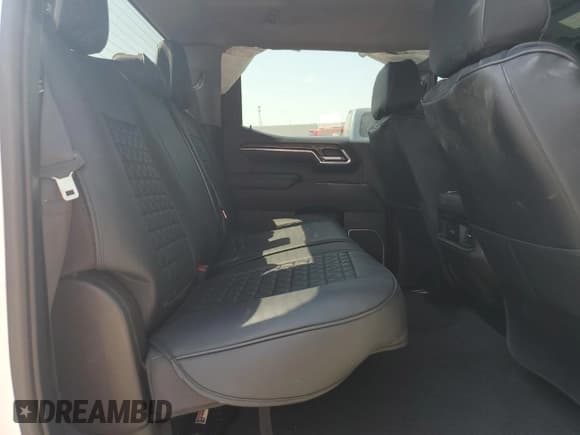 ✅ 2023 Chevrolet Silverado 1500 LT Trail Boss • VIN: 3GCUDFED0PG314130 • Lot: 80027005. Wystawiony na Copart z przebiegiem 50 234 mil. Bezpłatny archiwum sprzedaży aukcyjnych z USA i szczegółowy raport historii pojazdu na DreamBid. Zdjęcie 10.