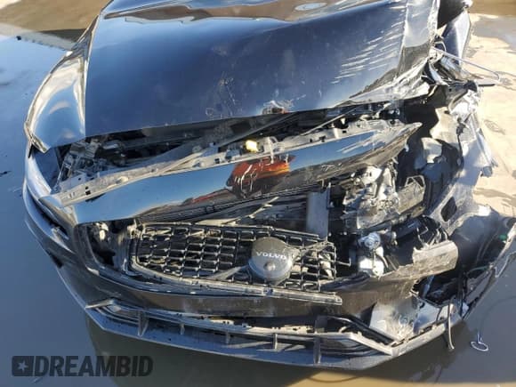 ✅ 2024 Volvo S60 Plus Black Edition • VIN: 7JRL12TH1RG280198 • Лот: 80483664. Опубликован ранее на Copart с пробегом Не указан. Бесплатный доступ к архиву аукционных продаж из США и подробный отчёт об истории автомобиля на DreamBid. Изображение 11.