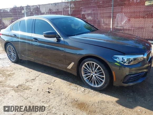 ✅ 2019 BMW 5 Series 530i xDrive • VIN: WBAJA7C56KWW25369 • Lot: 42539597. Listed on IAAI with 44,916 mi. Free auction sales archive from the USA and detailed vehicle history report at DreamBid. Image 1.