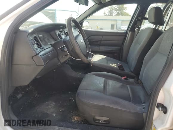 ✅ 2010 Ford Police Interceptor • VIN: 2FABP7BV2AX104505 • Лот: 51165135. Опубликован ранее на Copart с пробегом Не указан. Бесплатный доступ к архиву аукционных продаж из США и подробный отчёт об истории автомобиля на DreamBid. Изображение 7.