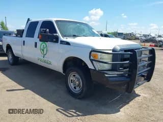 ✅ 2013 Ford F-250 XL • VIN: 1FT7W2B61DEB19761 • Lot: 43126414. Wystawiony na IAAI z przebiegiem 253 235 mil. Bezpłatny archiwum sprzedaży aukcyjnych z USA i szczegółowy raport historii pojazdu na DreamBid. Zdjęcie 1.