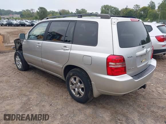 2001 Toyota Highlander с VIN JTEHF21A810010406, выставлен на аукционе IAAI как лот 43284633 с пробегом 133 098 миль миль и . История ставок и продаж доступна на DreamBid. Изображение 3.