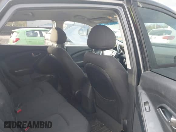 2015 Hyundai Tucson GLS with VIN KM8JTCAF3FU985505, listed as a IAAI auction lot 43494639 with 175,588 mi miles and . Bid and sale history available at DreamBid. Image 8.