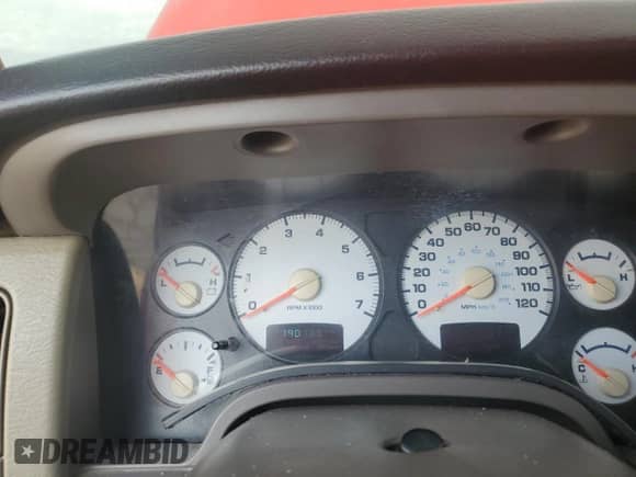 2003 Dodge 1500 ST z VIN 1D7HA18N13J574570, wystawiony jako Copart lot #68889894 z przebiegiem 190 735 mil mil oraz Szkoda całkowita • Salvage title. Historia ofert i sprzedaży dostępna na DreamBid. Obrazek 9.