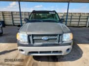 ✅ 2003 Ford Explorer Sport Trac XLS • VIN: 1FMZU67E33UA41036 • Lot: 86667165. Wystawiony na Copart z przebiegiem 221 484 mil. Bezpłatny archiwum sprzedaży aukcyjnych z USA i szczegółowy raport historii pojazdu na DreamBid. Zdjęcie 5.