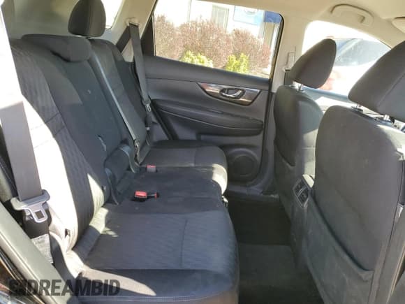 ✅ 2018 Nissan Rogue S • VIN: 5N1AT2MV8JC733776 • Lot: 89653905. Wystawiony na Copart z przebiegiem 149 204 mil. Bezpłatny archiwum sprzedaży aukcyjnych z USA i szczegółowy raport historii pojazdu na DreamBid. Zdjęcie 11.