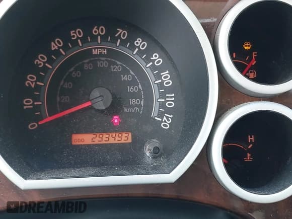 ✅ 2010 Toyota Sequoia SR5 • VIN: 5TDZM5G18AS002147 • Лот: 42449087. Опубликован ранее на IAAI с пробегом 293 493 миль. Бесплатный доступ к архиву аукционных продаж из США и подробный отчёт об истории автомобиля на DreamBid. Изображение 15.