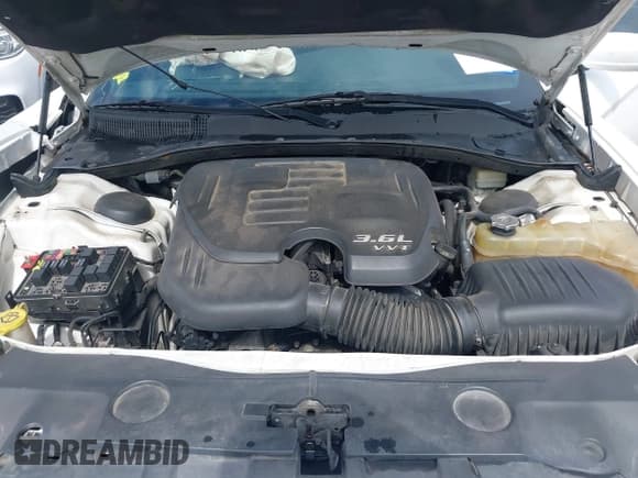 ✅ 2014 Dodge Charger SXT • VIN: 2C3CDXHG0EH148992 • Лот: 42684737. Опубликован ранее на IAAI с пробегом 207 724 миль. Бесплатный доступ к архиву аукционных продаж из США и подробный отчёт об истории автомобиля на DreamBid. Изображение 10.