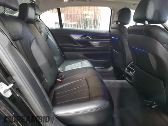 ✅ 2018 BMW 7 Series 740i xDrive • VIN: WBA7E4C57JGV24217 • Lot: 57204775. Listed on Copart with 98,925 mi. Free auction sales archive from the USA and detailed vehicle history report at DreamBid. Image 10.