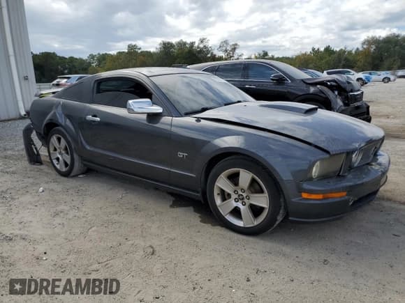 ✅ 2007 Ford Mustang GT Deluxe • VIN: 1ZVHT82H175325343 • Lot: 92037125. Listed on Copart with 198,721 mi. Free auction sales archive from the USA and detailed vehicle history report at DreamBid. Image 4.