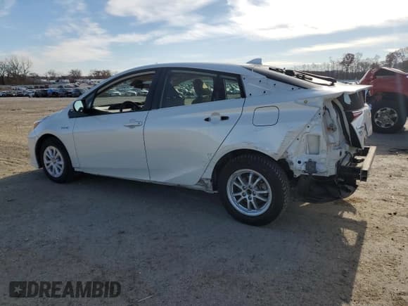 ✅ 2019 Toyota Prius LE • VIN: JTDKARFU7K3099194 • Lot: 92530265. Listed on Copart with 85,124 mi. Free auction sales archive from the USA and detailed vehicle history report at DreamBid. Image 2.