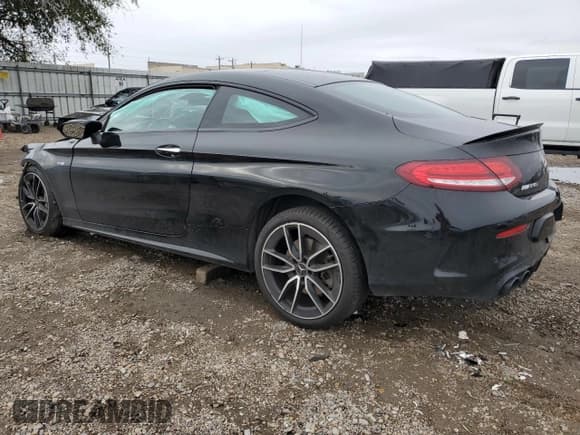 ✅ 2023 Mercedes-Benz C 43 AMG • VIN: W1KWJ6EB6PG128853 • Lot: 42176595. Wystawiony na Copart z przebiegiem 23 203 mil. Bezpłatny archiwum sprzedaży aukcyjnych z USA i szczegółowy raport historii pojazdu na DreamBid. Zdjęcie 2.