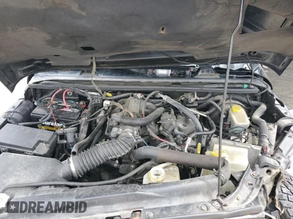 ✅ 2010 Jeep Wrangler Sahara • VIN: 1J4GA5D15AL161689 • Лот: 60973955. Опубликован ранее на Copart с пробегом 178 289 миль. Бесплатный доступ к архиву аукционных продаж из США и подробный отчёт об истории автомобиля на DreamBid. Изображение 12.