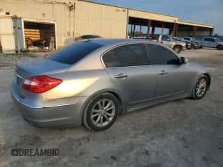 2012 Hyundai Genesis 3.8L z VIN KMHGC4DD6CU177235, wystawiony jako Copart lot #71624084 z przebiegiem 190 697 mil mil oraz Czysty tytuł • Clean title. Historia ofert i sprzedaży dostępna na DreamBid. Obrazek 3.