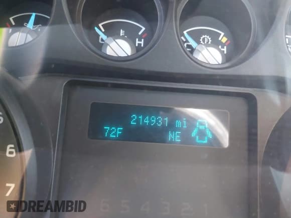 ✅ 2015 Ford F-250 XLT • VIN: 1FT7X2B69FEB71297 • Лот: 41665201. Опубликован ранее на IAAI с пробегом 214 931 миль. Бесплатный доступ к архиву аукционных продаж из США и подробный отчёт об истории автомобиля на DreamBid. Изображение 15.