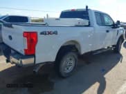 ✅ 2017 Ford F-250 XLT • VIN: 1FT7X2B62HEF20447 • Lot: 43143378. Wystawiony na IAAI z przebiegiem Nie podano. Bezpłatny archiwum sprzedaży aukcyjnych z USA i szczegółowy raport historii pojazdu na DreamBid. Zdjęcie 4.