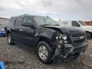 ✅ 2009 Chevrolet Suburban 2LT • VIN: 1GNFC26089R288936 • Lot: 85271585. Wystawiony na Copart z przebiegiem 283 722 mil. Bezpłatny archiwum sprzedaży aukcyjnych z USA i szczegółowy raport historii pojazdu na DreamBid. Zdjęcie 4.