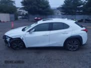 ✅ 2021 Lexus UX 250h F Sport • VIN: JTHR9JBH3M2045609 • Лот: 43266825. Опубликован ранее на IAAI с пробегом 53 309 миль. Бесплатный доступ к архиву аукционных продаж из США и подробный отчёт об истории автомобиля на DreamBid. Изображение 14.