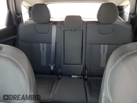 ✅ 2023 Hyundai Tucson SEL • VIN: 5NMJB3AE7PH255846 • Lot: 70602804. Wystawiony na Copart z przebiegiem 23 983 mil. Bezpłatny archiwum sprzedaży aukcyjnych z USA i szczegółowy raport historii pojazdu na DreamBid. Zdjęcie 10.