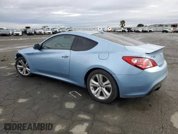 2011 Hyundai Genesis Coupe with VIN KMHHT6KD6BU049353, listed as a Copart auction lot 82494904 with 162,839 mi miles and Salvage title. Bid and sale history available at DreamBid. Image 2.