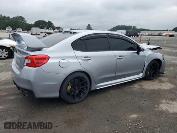✅ 2018 Subaru WRX STI • VIN: JF1VA2N65J9823280 • Lot: 68181975. Wystawiony na Copart z przebiegiem 132 557 mil. Bezpłatny archiwum sprzedaży aukcyjnych z USA i szczegółowy raport historii pojazdu na DreamBid. Zdjęcie 3.