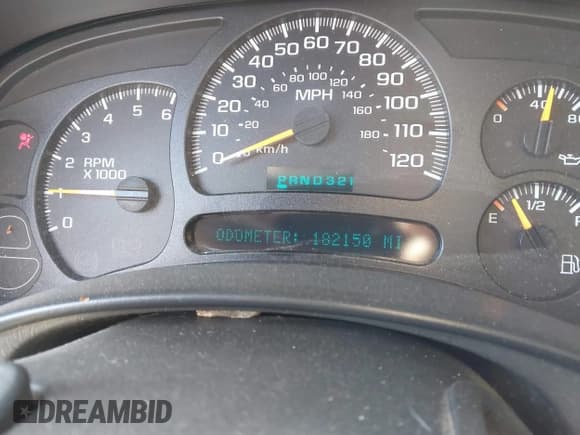 ✅ 2005 Chevrolet Suburban LT • VIN: 1GNFK16Z15J105364 • Лот: 42266288. Опубликован ранее на IAAI с пробегом 182 150 миль. Бесплатный доступ к архиву аукционных продаж из США и подробный отчёт об истории автомобиля на DreamBid. Изображение 7.