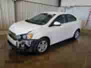 2012 Chevrolet Sonic LT z VIN 1G1JC5SBXC4223224, wystawiony jako Copart lot #53620935 z przebiegiem 146 032 mil mil oraz Szkoda całkowita • Salvage title. Historia ofert i sprzedaży dostępna na DreamBid. Obrazek 1.