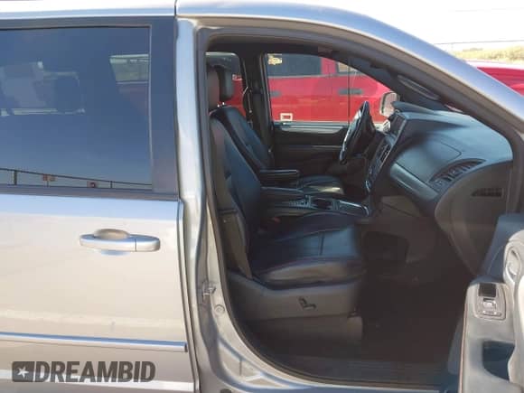 2017 Dodge Grand Caravan GT с VIN 2C4RDGEGXHR765244, выставлен на аукционе IAAI как лот 43259669 с пробегом 180 184 миль миль и . История ставок и продаж доступна на DreamBid. Изображение 5.