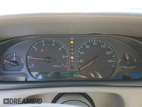 ✅ 2000 Cadillac Eldorado • VIN: 1G6EL12Y2YU151886 • Lot: 65156625. Wystawiony na Copart z przebiegiem 81 430 mil. Bezpłatny archiwum sprzedaży aukcyjnych z USA i szczegółowy raport historii pojazdu na DreamBid. Zdjęcie 9.