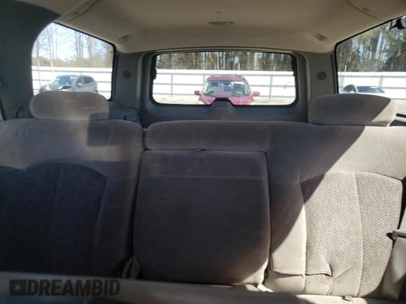 ✅ 2001 Chevrolet Suburban LT • VIN: 1GNFK16TX1J248612 • Лот: 48529425. Опубликован ранее на Copart с пробегом 271 882 миль. Бесплатный доступ к архиву аукционных продаж из США и подробный отчёт об истории автомобиля на DreamBid. Изображение 10.