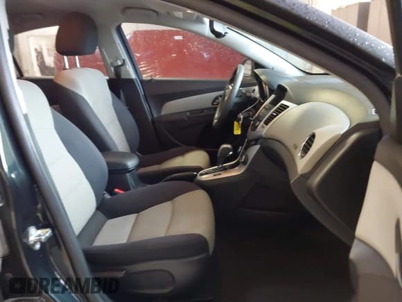 ✅ 2015 Chevrolet Cruze LS • VIN: 1G1PA5SHXF7205443 • Lot: 43491008. Listed on IAAI with 129,936 mi. Free auction sales archive from the USA and detailed vehicle history report at DreamBid. Image 5.