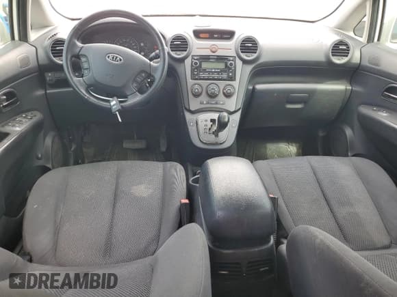 ✅ 2012 Kia Rondo • VIN: KNAHH8A85C7410672 • Лот: 65574495. Опубликован ранее на Copart с пробегом 236 454 миль. Бесплатный доступ к архиву аукционных продаж из США и подробный отчёт об истории автомобиля на DreamBid. Изображение 8.