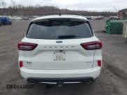 ✅ 2023 Ford Escape ST-Line Select • VIN: 1FMCU9NA3PUA96065 • Lot: 41779729. Wystawiony na IAAI z przebiegiem 17 264 mil. Bezpłatny archiwum sprzedaży aukcyjnych z USA i szczegółowy raport historii pojazdu na DreamBid. Zdjęcie 16.