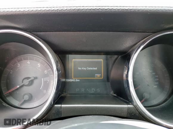 ✅ 2017 Ford Mustang EcoBoost • VIN: 1FA6P8TH1H5290971 • Lot: 57888935. Wystawiony na Copart z przebiegiem 154 940 mil. Bezpłatny archiwum sprzedaży aukcyjnych z USA i szczegółowy raport historii pojazdu na DreamBid. Zdjęcie 9.