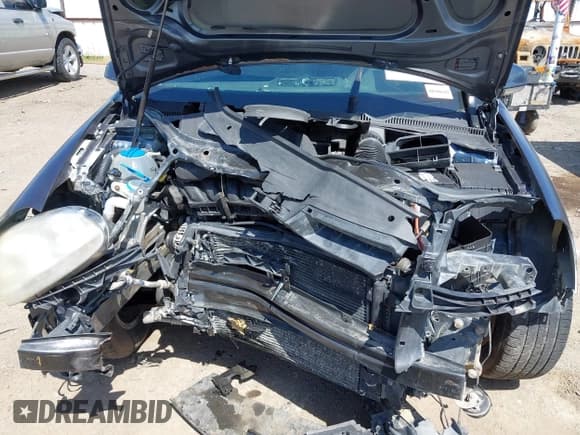 ✅ 2010 Volkswagen Jetta Limited Edition • VIN: 3VWRX7AJ9AM037465 • Lot: 42564900. Listed on IAAI with 144,927 mi. Free auction sales archive from the USA and detailed vehicle history report at DreamBid. Image 10.