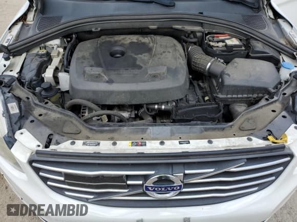 ✅ 2016 Volvo XC60 T6 Drive-E • VIN: YV449MDK6G2874875 • Lot: 66556405. Listed on Copart with 111,813 mi. Free auction sales archive from the USA and detailed vehicle history report at DreamBid. Image 12.