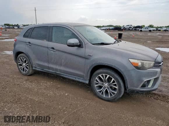 2019 Mitsubishi Outlander SE with VIN JA4AP4AU2KU022810, listed as a Copart auction lot 70257285 with 57,817 mi miles and Salvage title. Bid and sale history available at DreamBid. Image 4.
